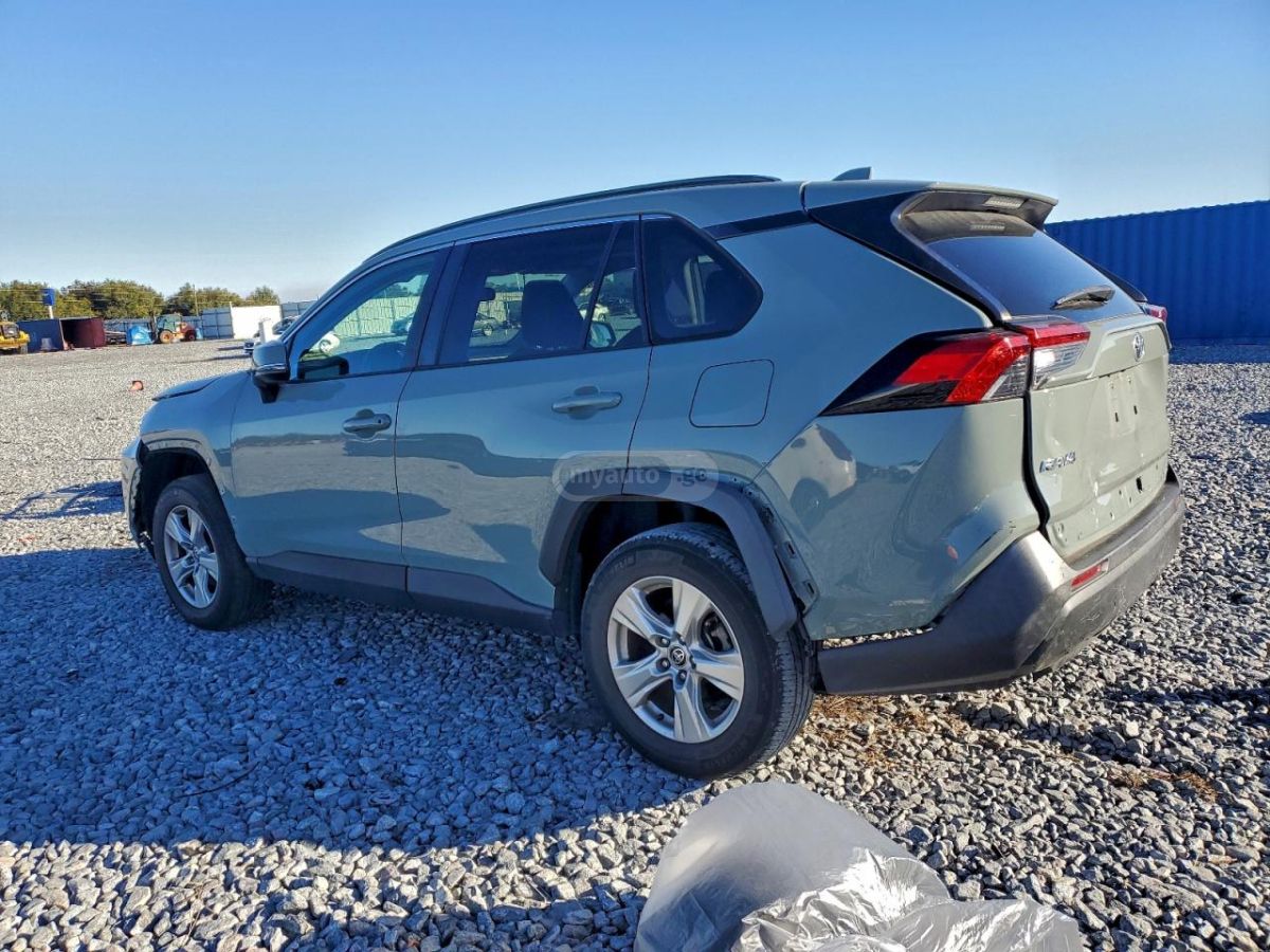 Toyota RAV 4 2021 — photo 2