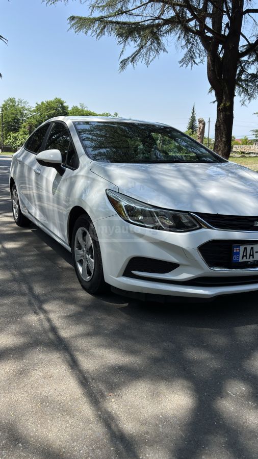 Chevrolet Cruze 2017 — photo 2