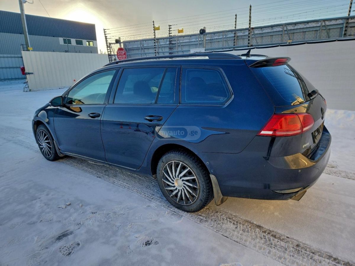 Volkswagen Golf 2017 — photo 2