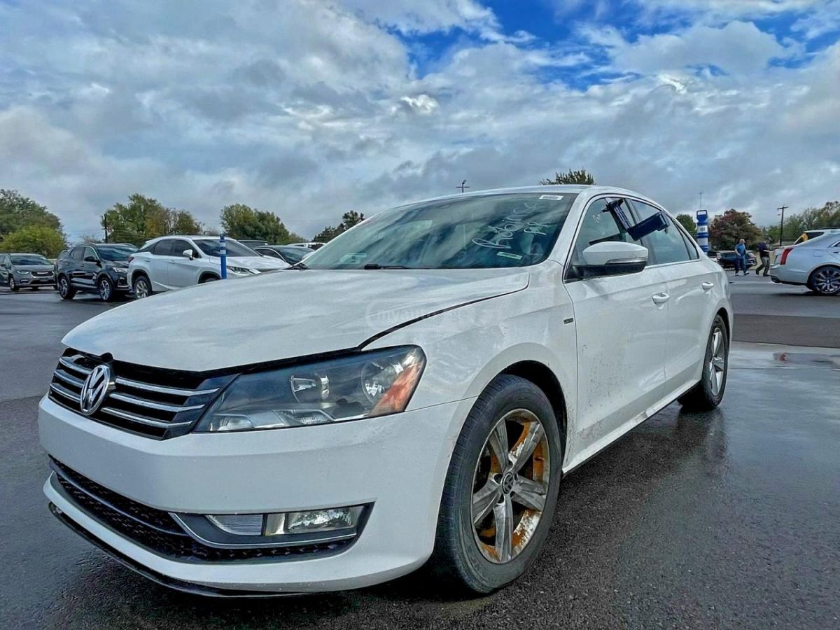 Volkswagen Passat 2015 — photo 2