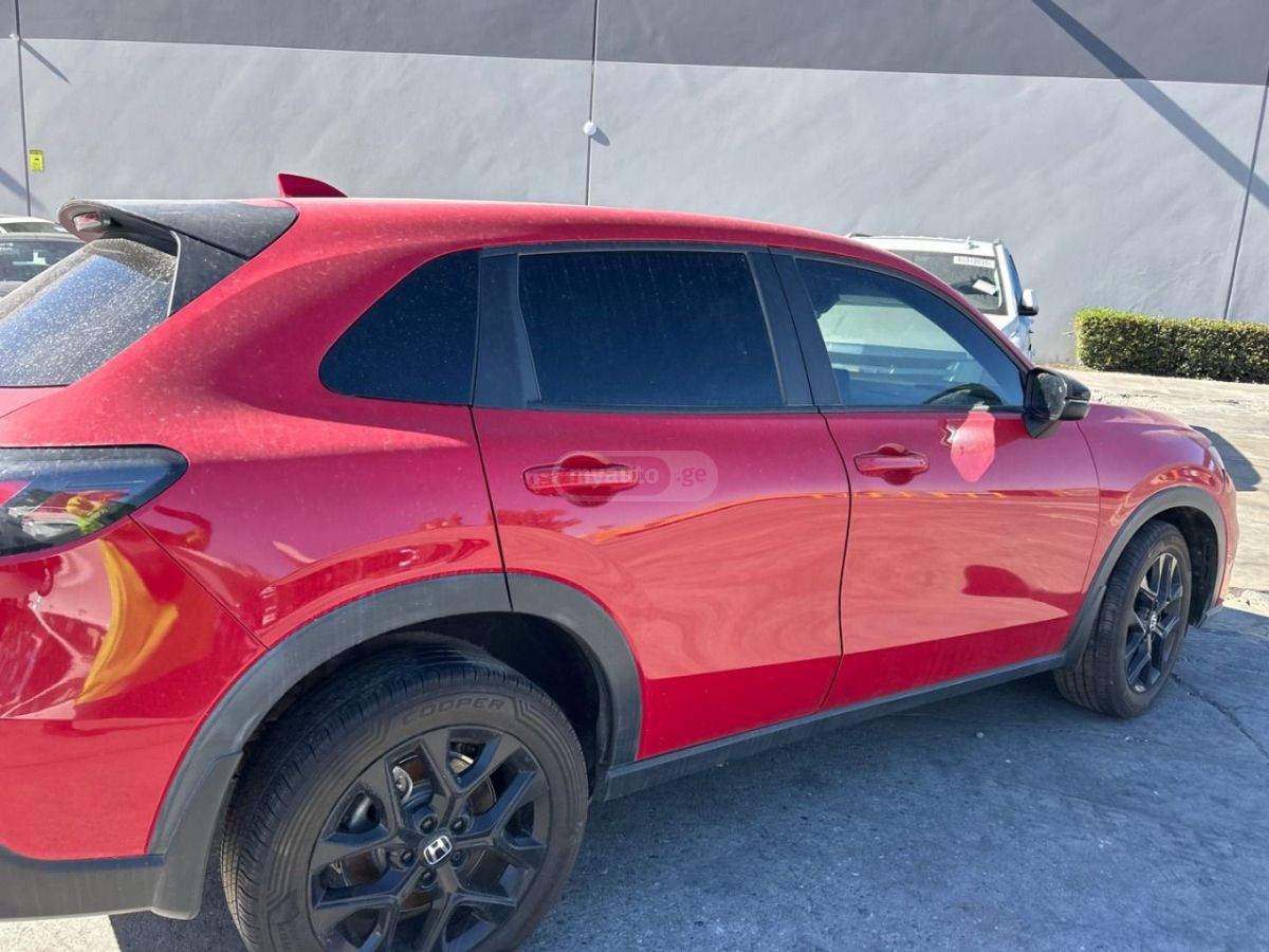 Honda HR-V 2022 — photo 2