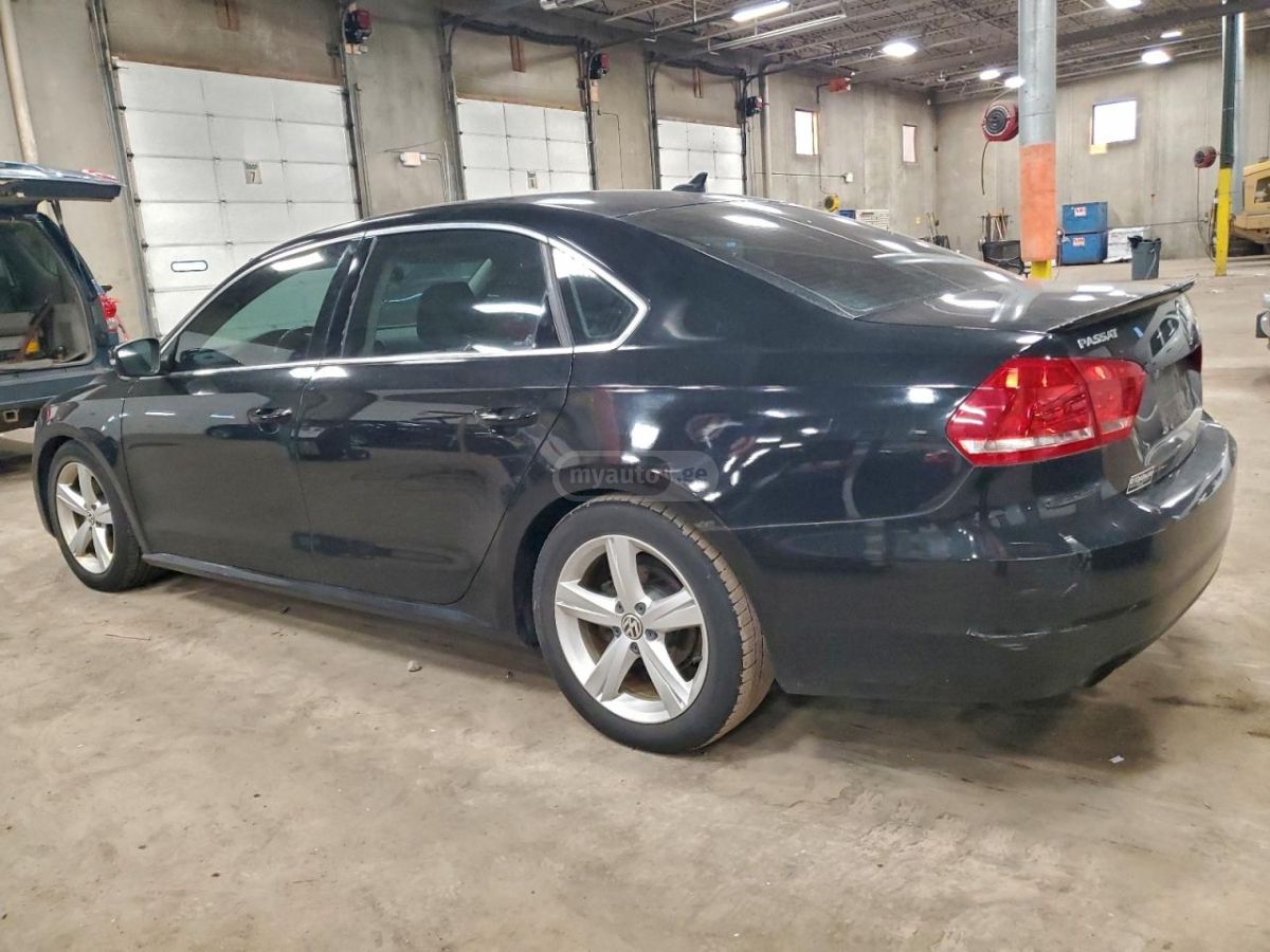 Volkswagen Passat 2015 — photo 2