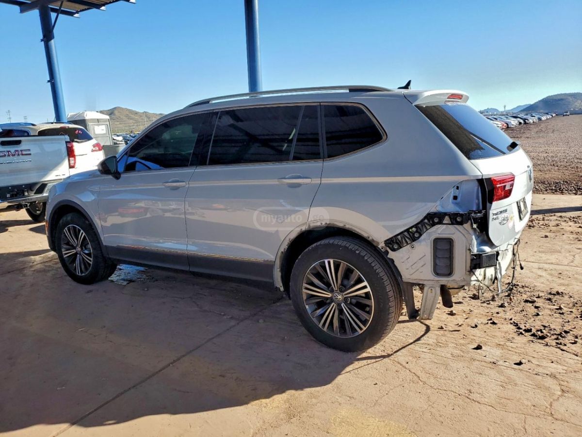 Volkswagen Tiguan 2018 — photo 2