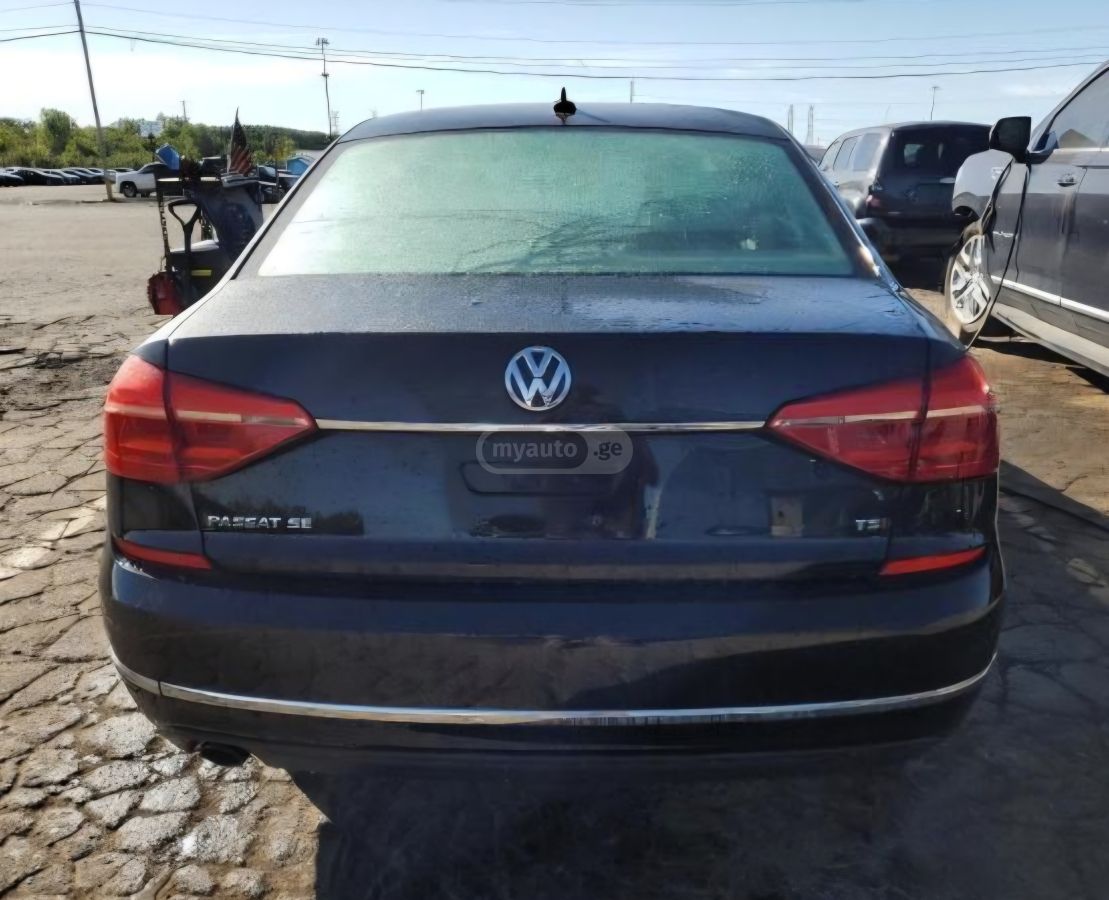 Volkswagen Passat 2015 — photo 2