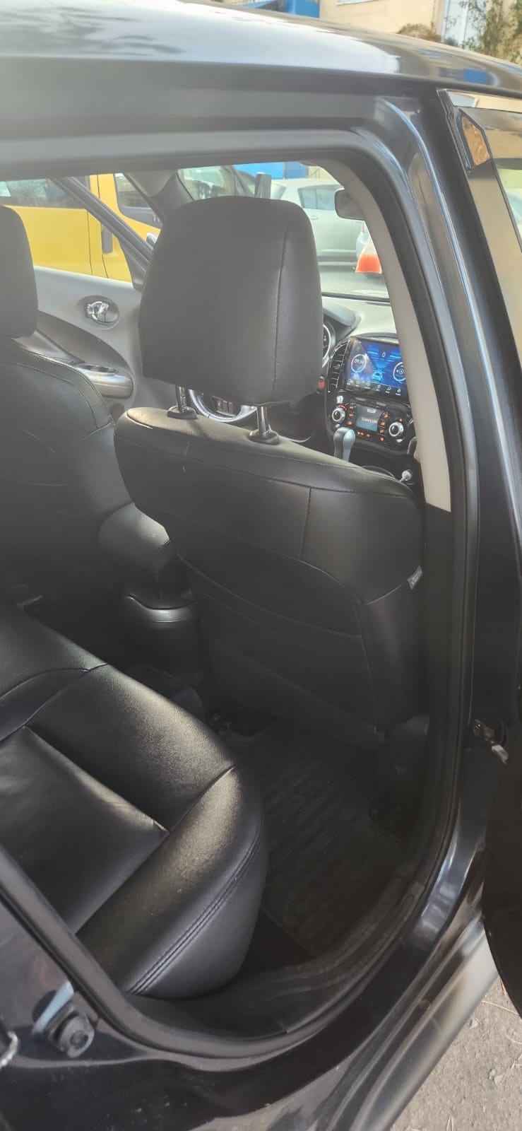 Nissan Juke 2013 — photo 2