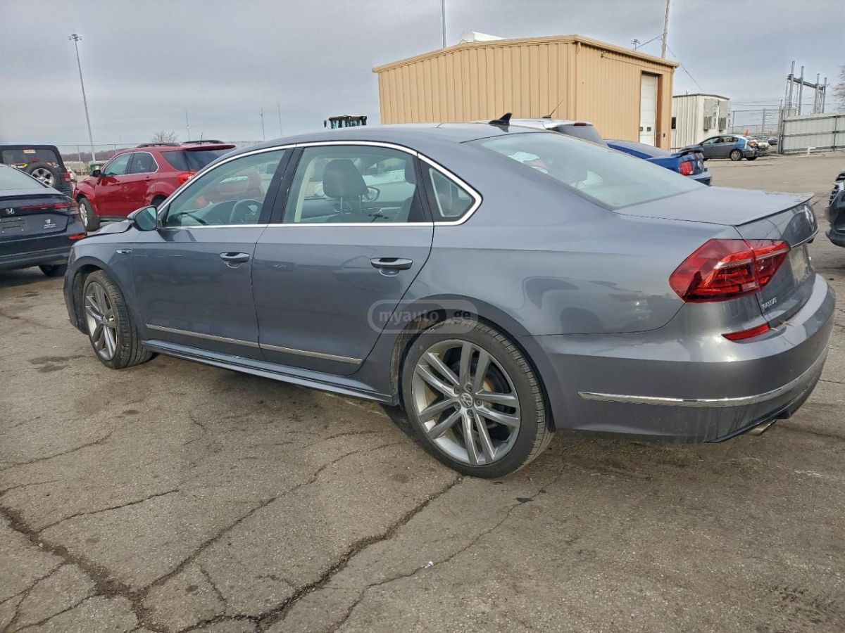 Volkswagen Passat 2017 — photo 2