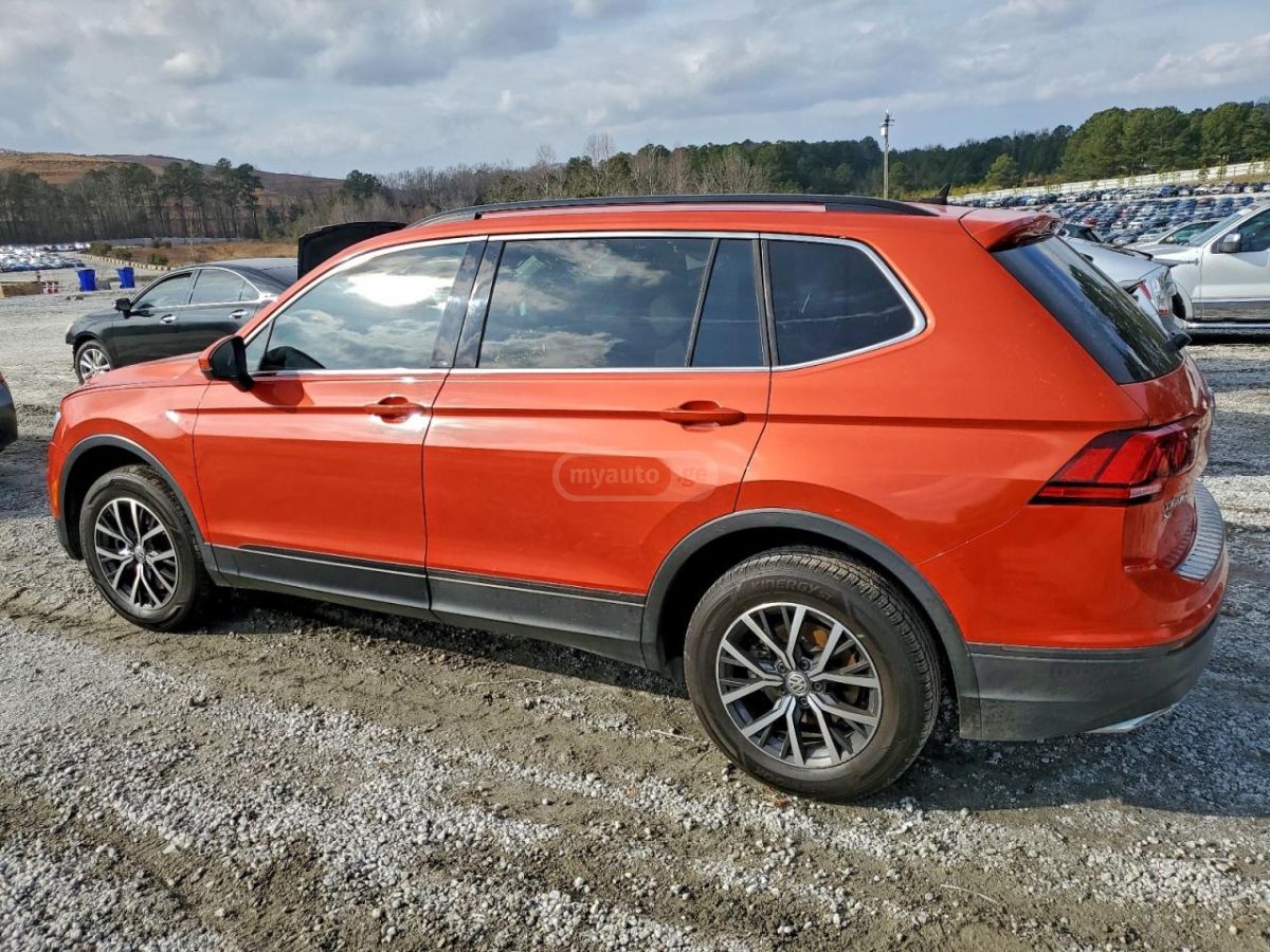 Volkswagen Tiguan 2019 — photo 2