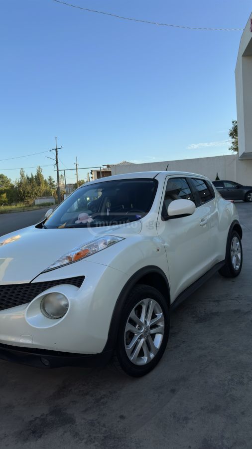 Nissan Juke 2012 — photo 2