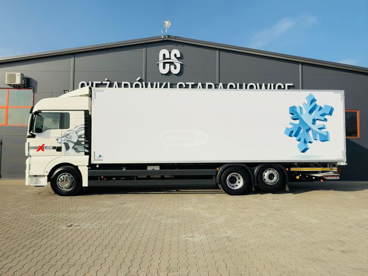 Isuzu TGX 2019 — photo 2