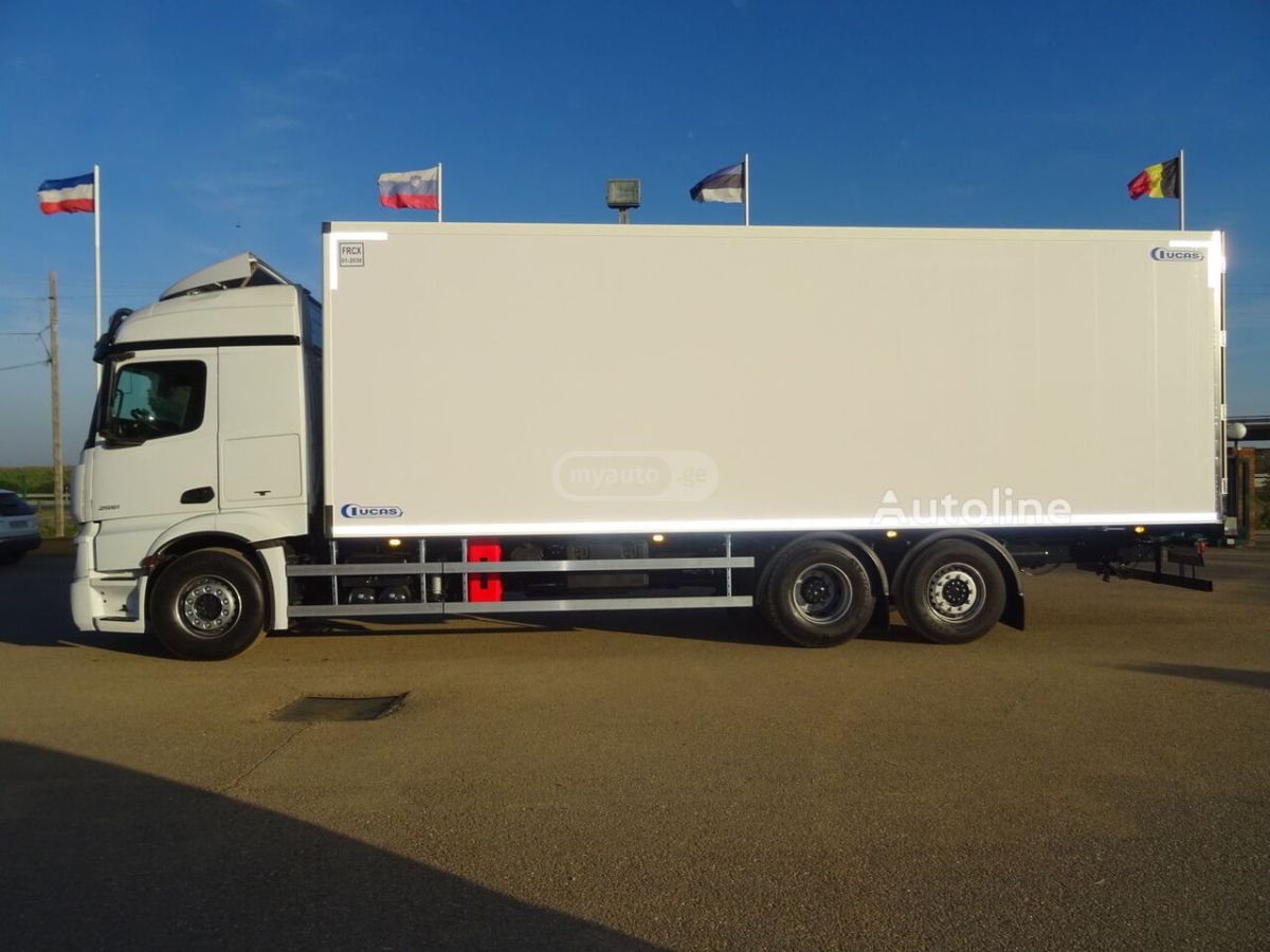 Mercedes-Benz Actros 2017 — photo 2