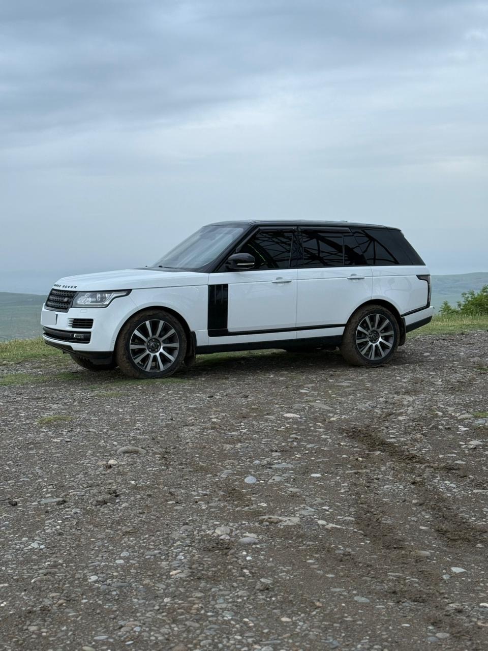 Land Rover Range Rover Vogue 2015 — photo 2