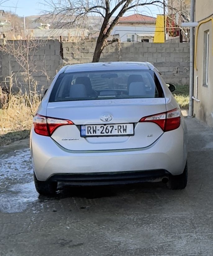 Toyota Corolla 2014 — photo 2
