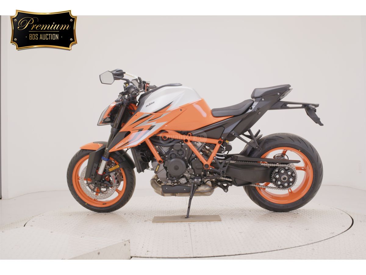 Ktm 1290 Super Duke R 2023 — photo 2