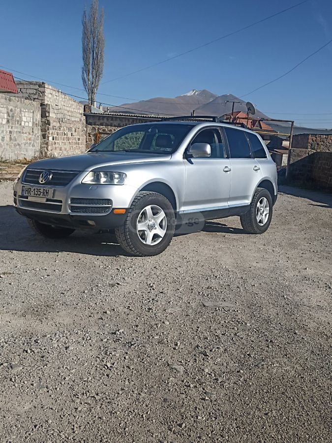 Volkswagen Touareg 2003 — photo 2