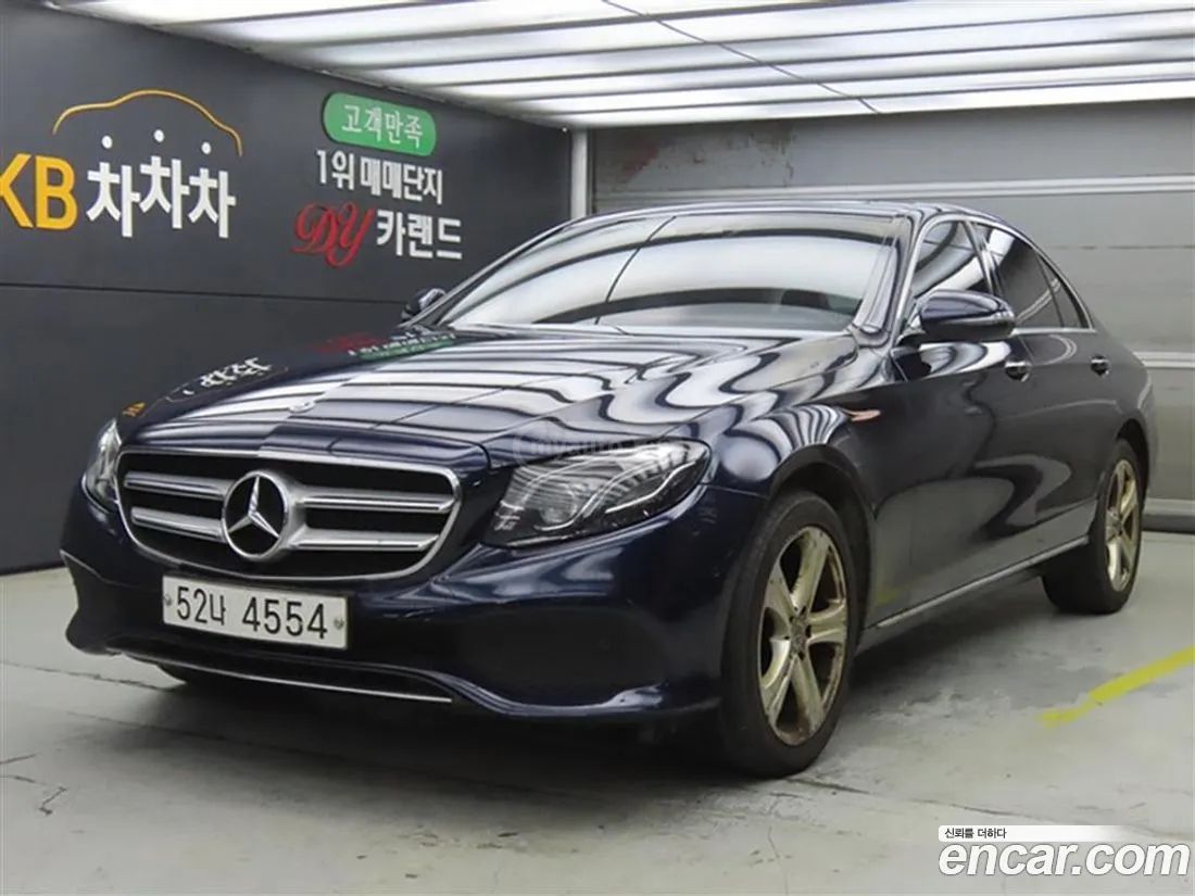 Mercedes-Benz E 63 AMG