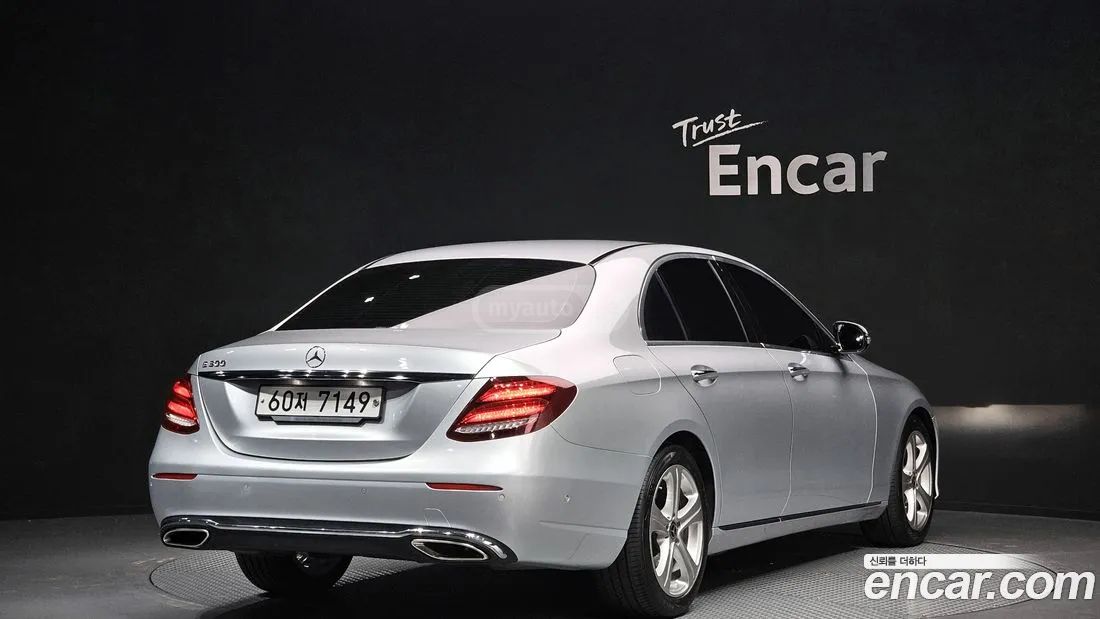 Mercedes-Benz E 63 AMG 2018 — photo 2