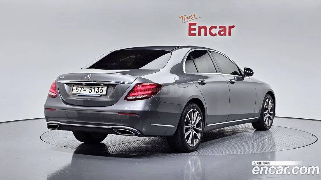 Mercedes-Benz E 63 AMG 2018 — photo 2