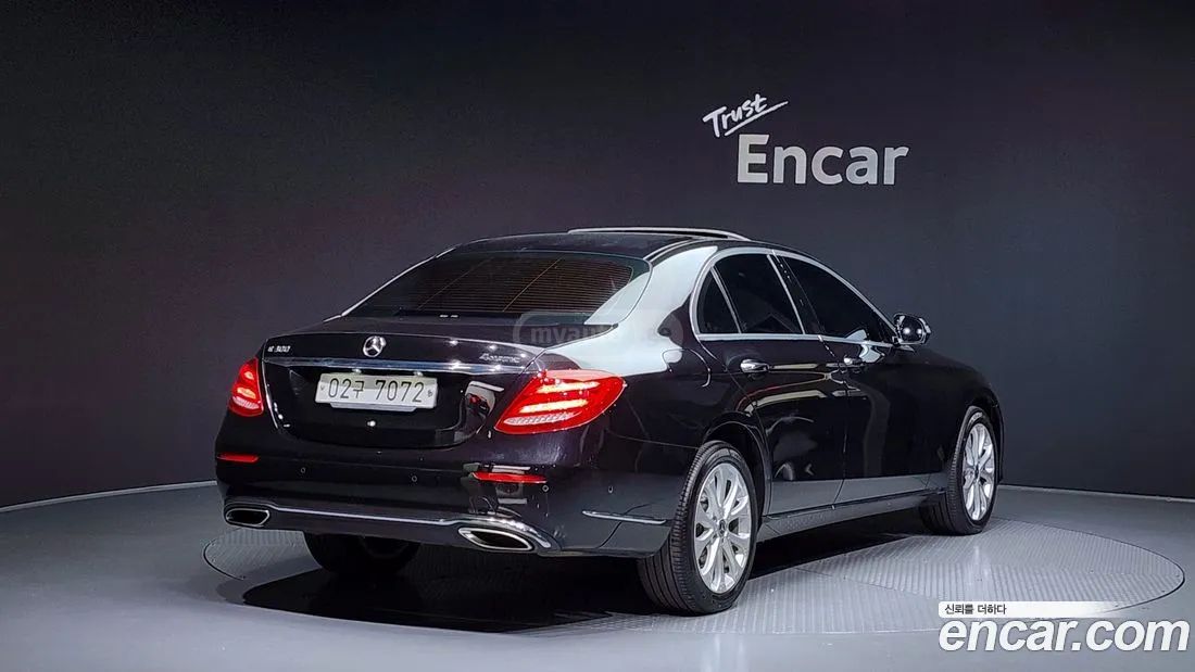 Mercedes-Benz E 63 AMG 2018 — photo 2