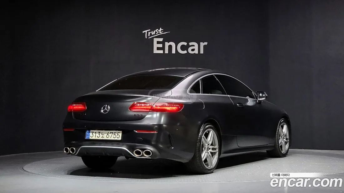 Mercedes-Benz E 63 AMG 2017 — photo 2
