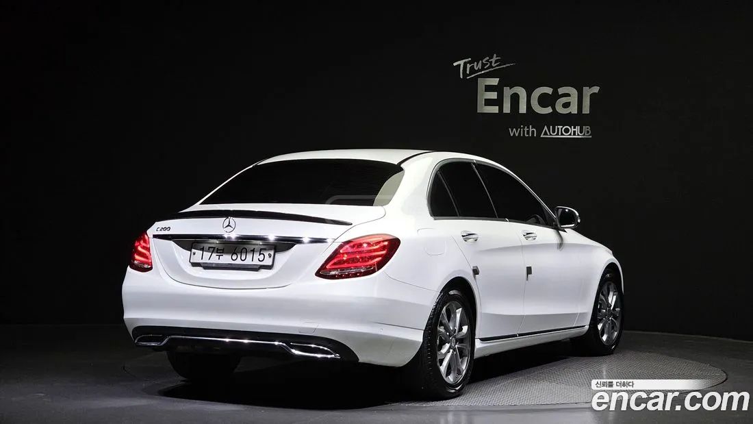 Mercedes-Benz C 63 AMG 2017 — photo 2