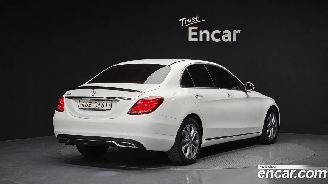 Mercedes-Benz C 63 AMG 2017 — photo 2