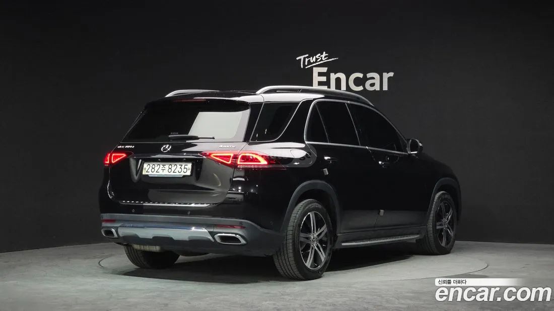 Mercedes-Benz GLE 63 AMG 2019 — photo 2