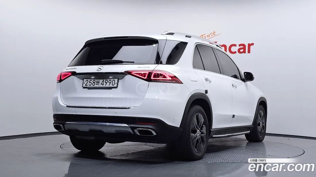 Mercedes-Benz GLE 63 AMG 2019 — photo 2