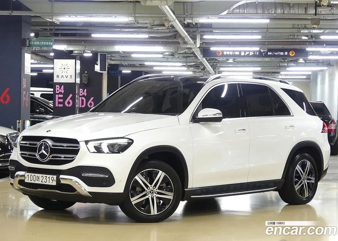 Mercedes-Benz GLE 63 AMG 2020 — photo 2