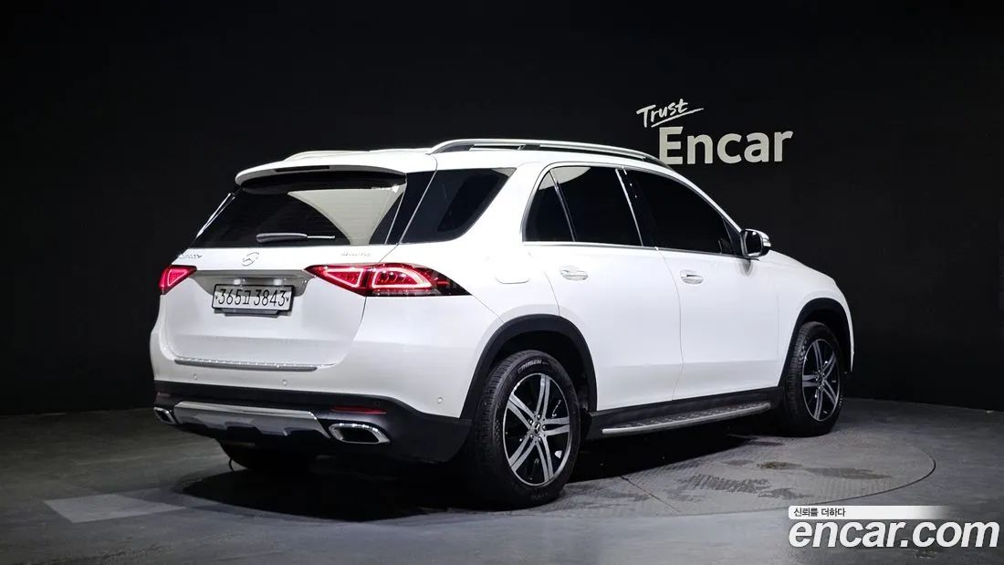 Mercedes-Benz GLE 63 AMG 2019 — photo 2