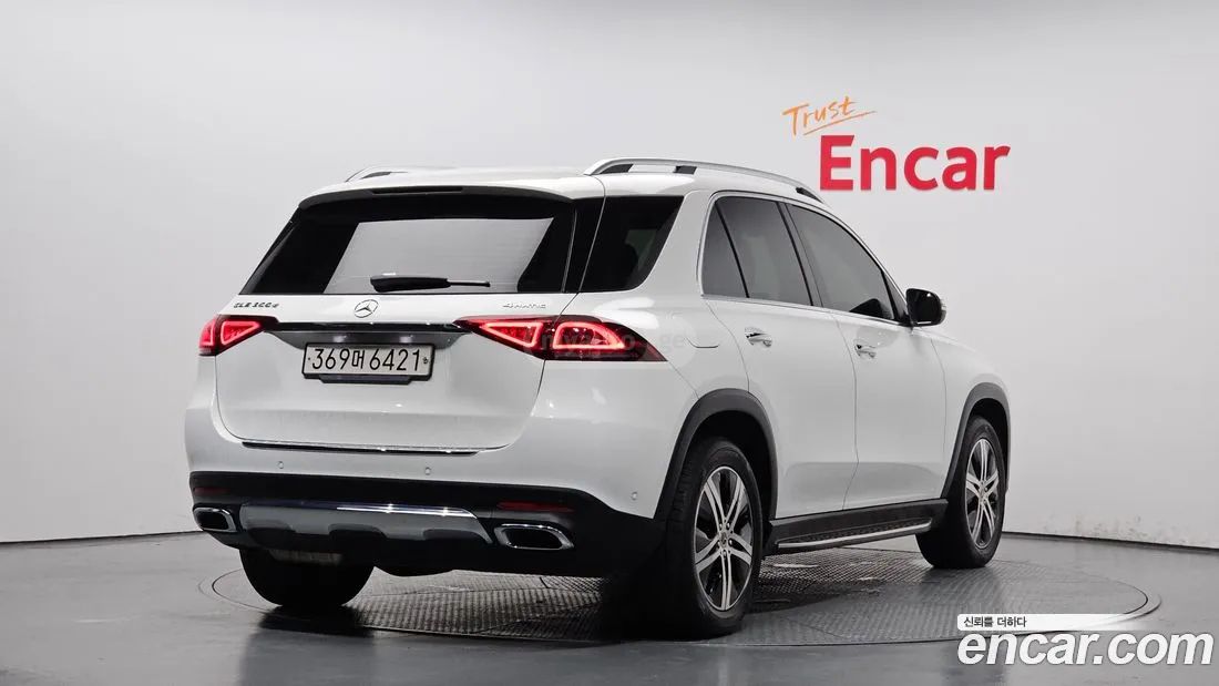 Mercedes-Benz GLE 63 AMG 2019 — photo 2