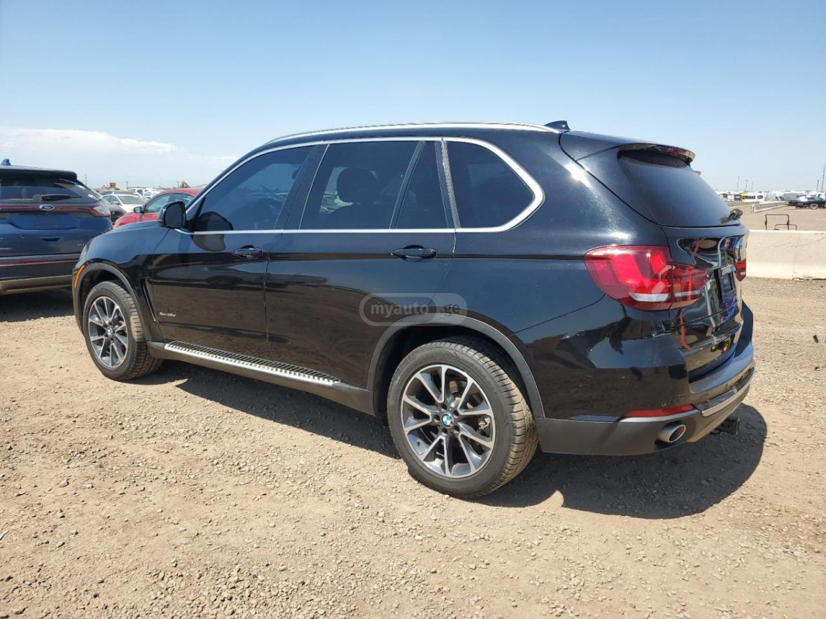 BMW X5 2015 — photo 2