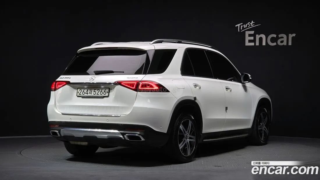 Mercedes-Benz GLE 63 AMG 2019 — photo 2