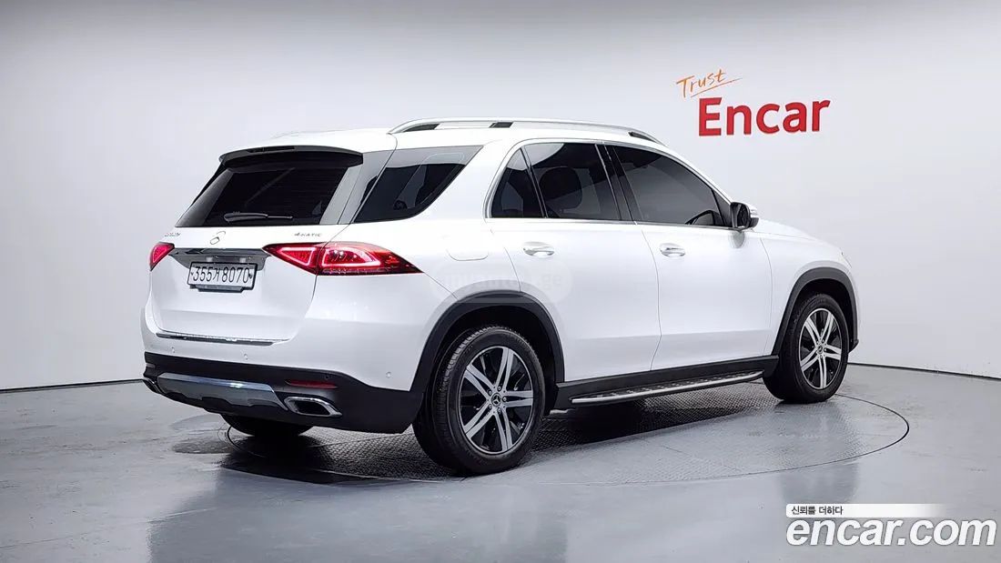 Mercedes-Benz GLE 63 AMG 2019 — photo 2