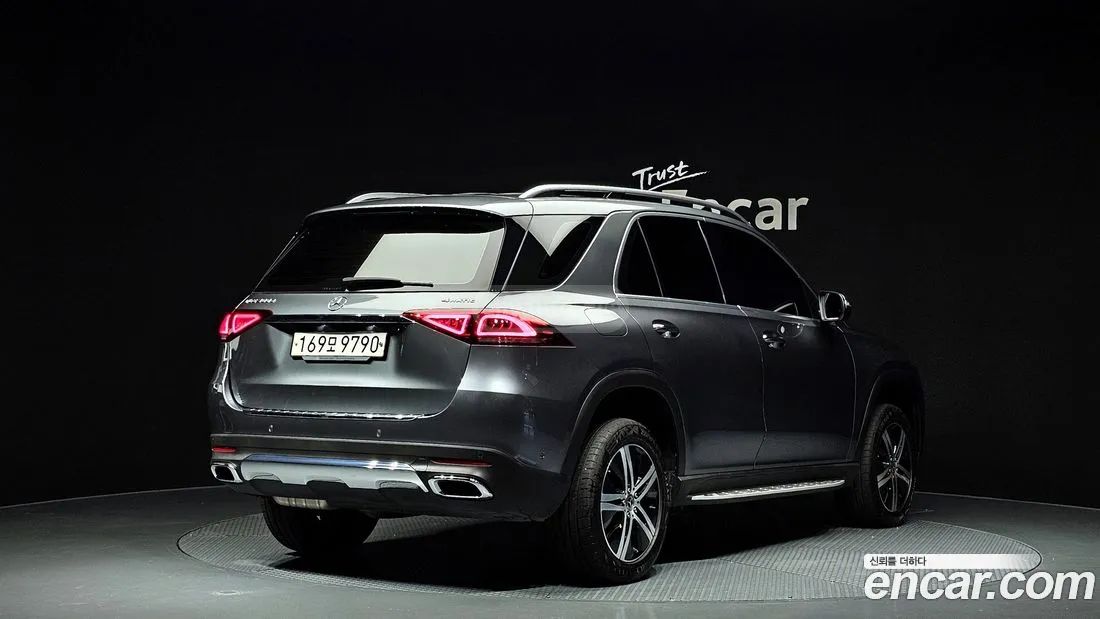 Mercedes-Benz GLE 63 AMG 2019 — photo 2