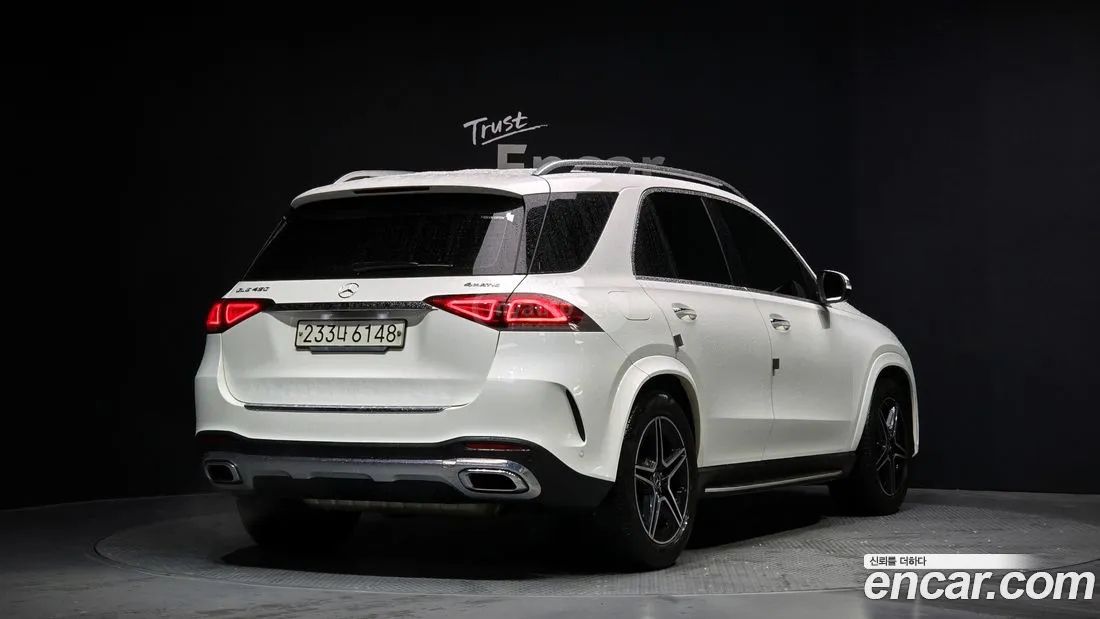 Mercedes-Benz GLE 63 AMG 2019 — photo 2