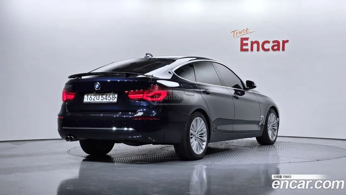BMW 340 2020 — photo 2