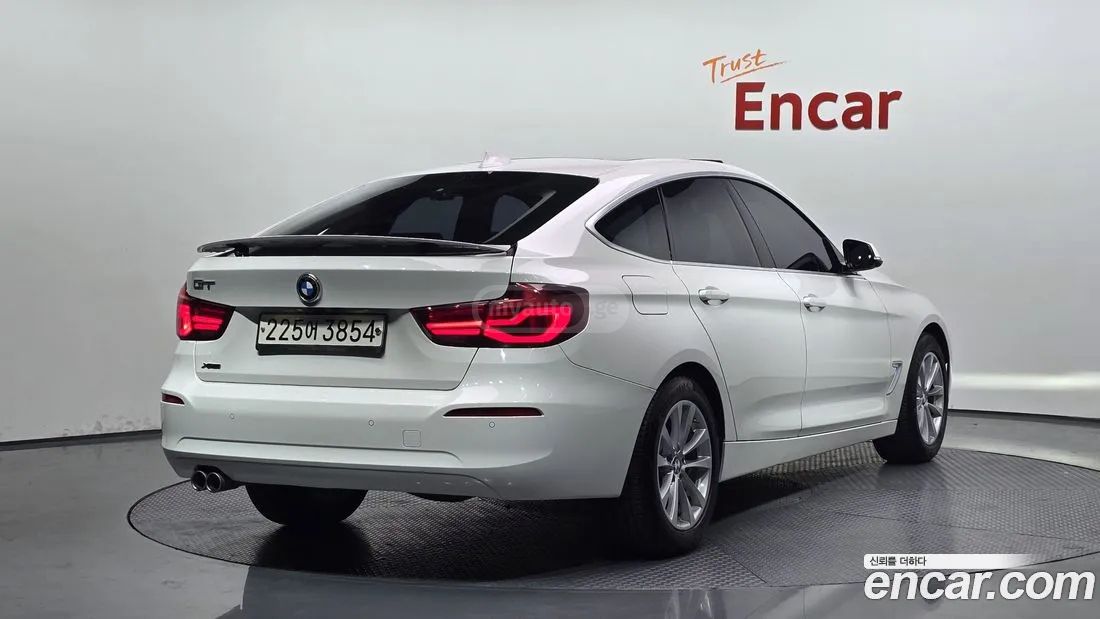 BMW 340 2020 — photo 2