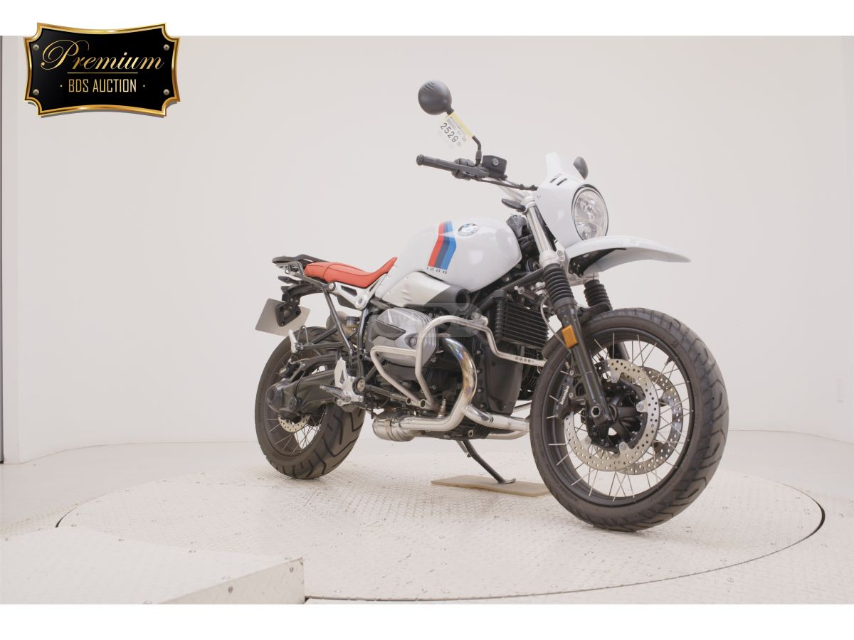 BMW R nineT 2021 — photo 2