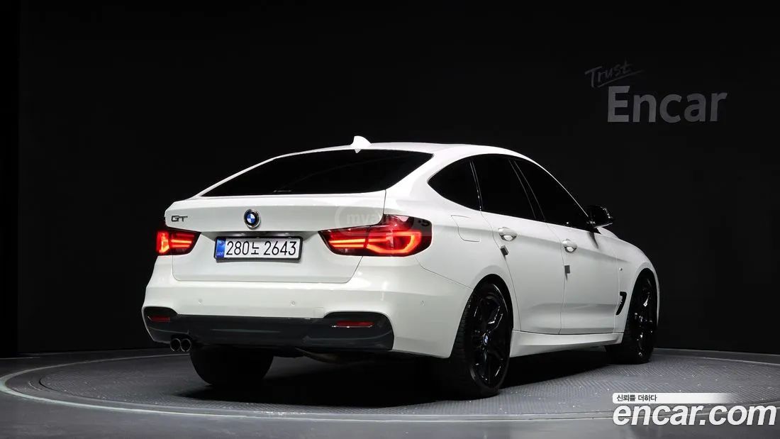 BMW 340 2021 — photo 2