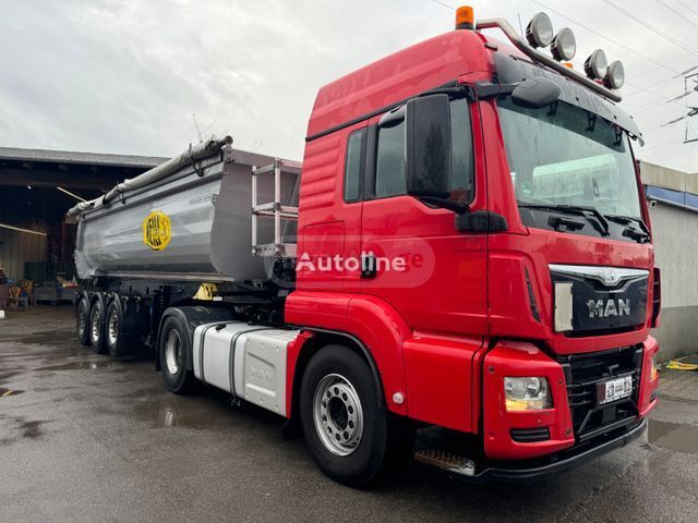 Isuzu TGX 2017 — photo 2