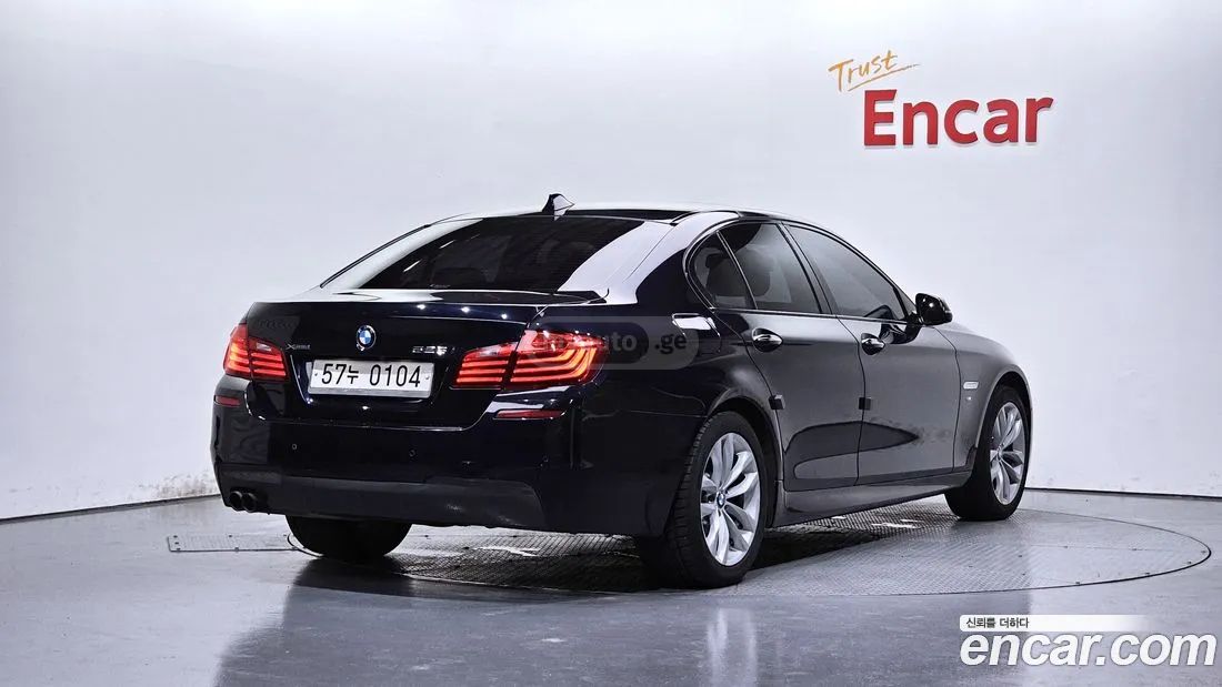BMW 550 2016 — photo 2