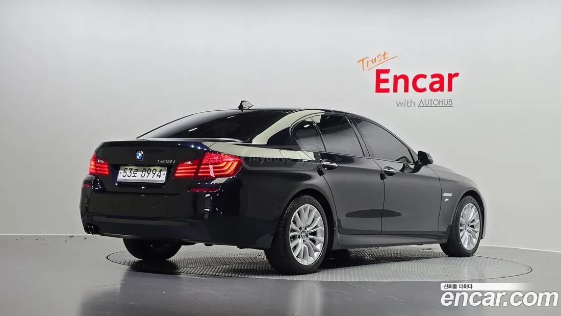 BMW 550 2016 — photo 2
