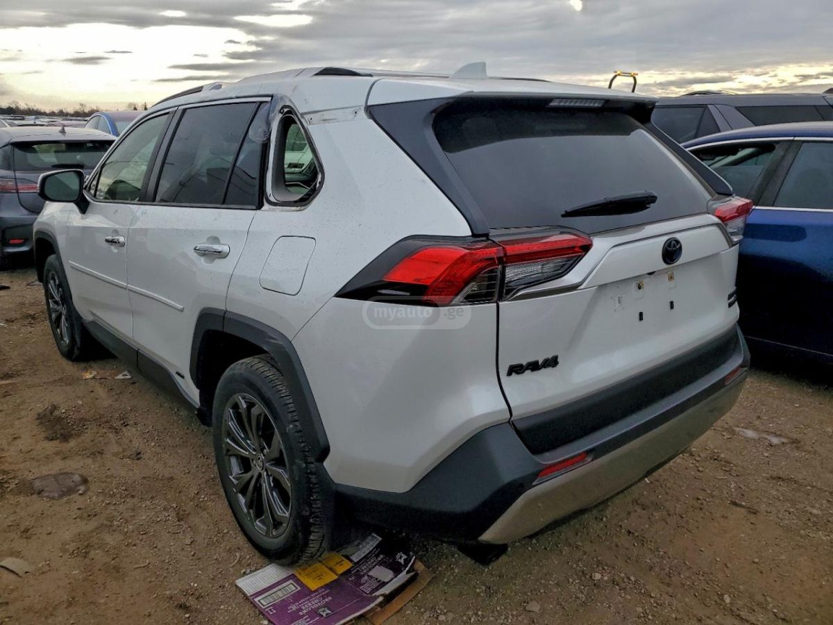 Toyota RAV4 2023 — photo 2