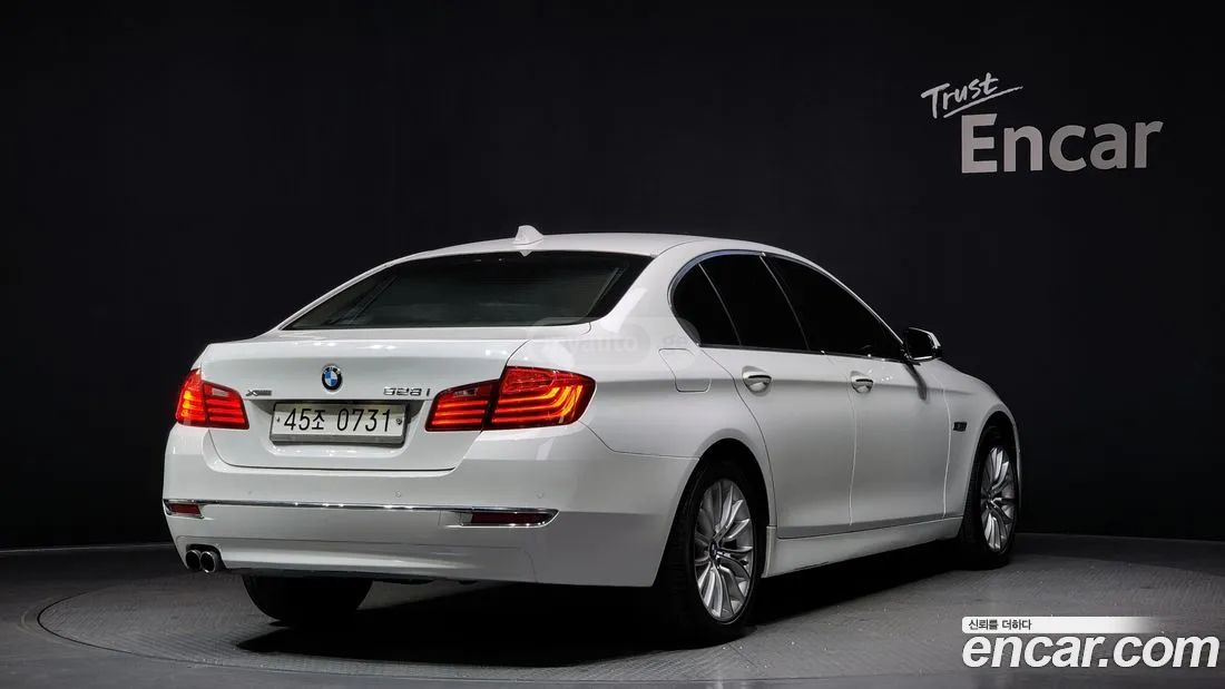 BMW 550 2016 — photo 2