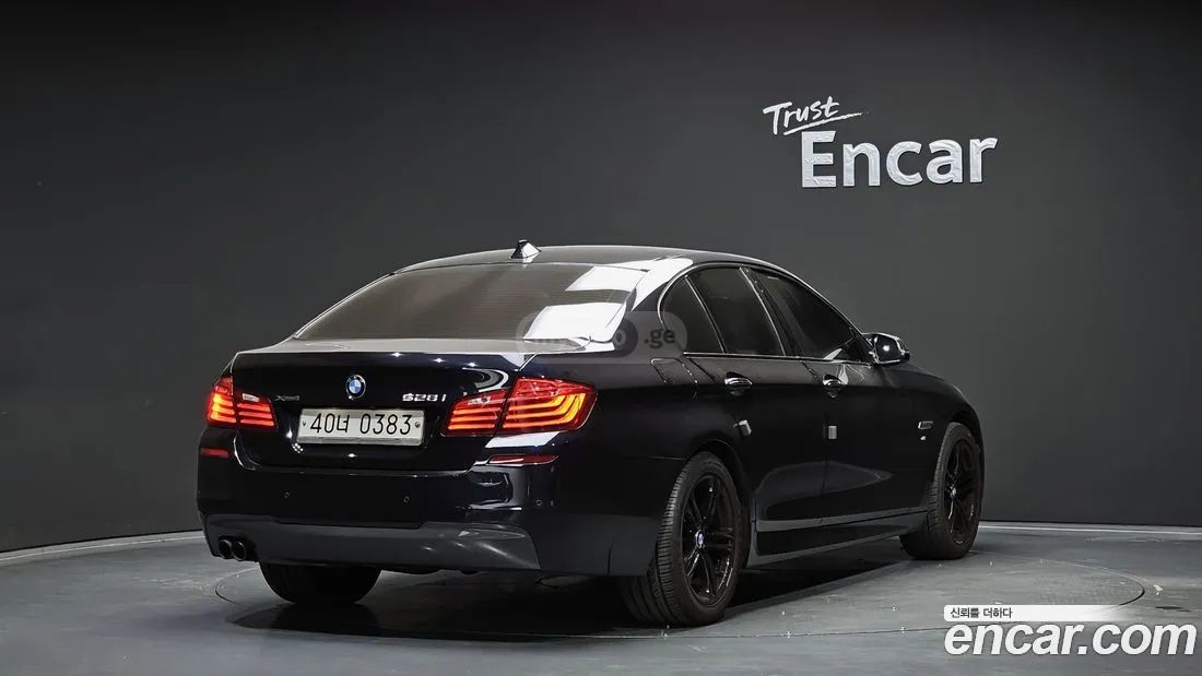BMW 550 2016 — photo 2