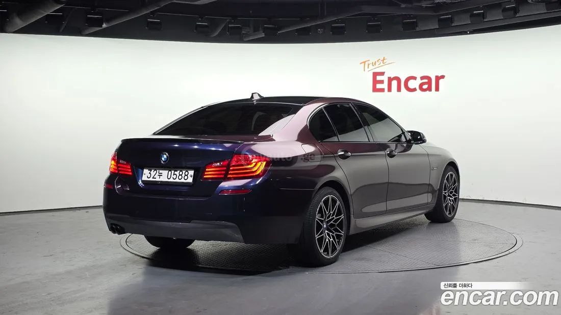 BMW 550 2016 — photo 2