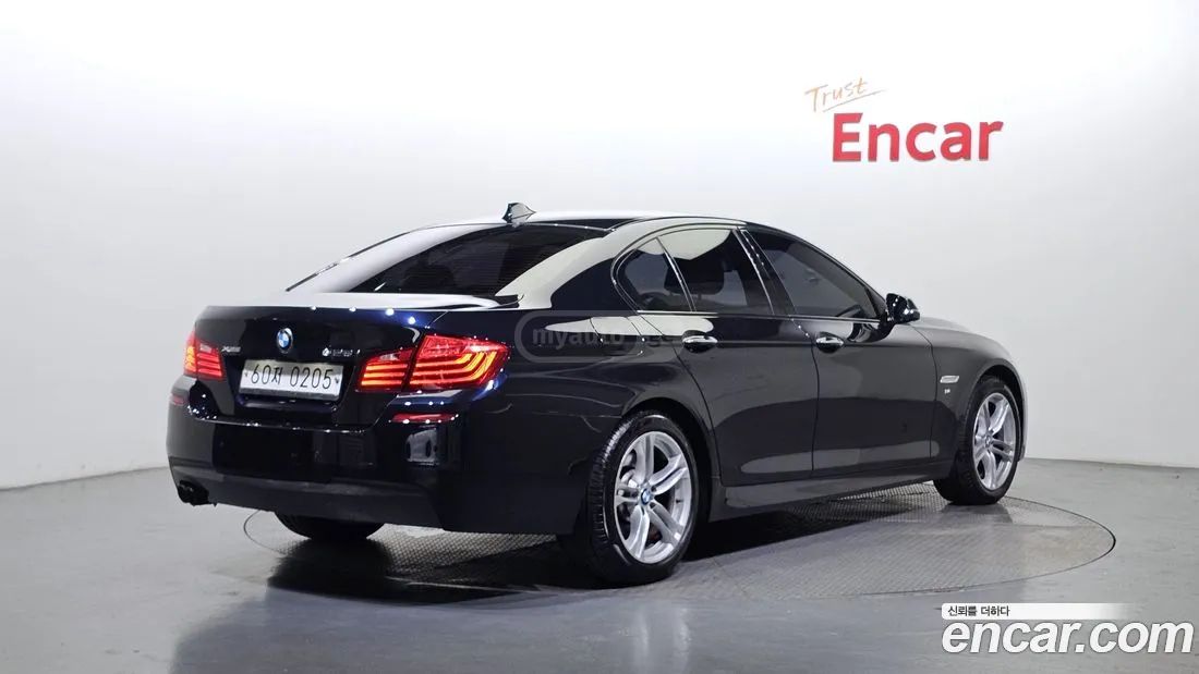 BMW 550 2016 — photo 2