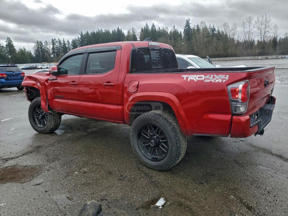 Toyota Tacoma 2020 — photo 2