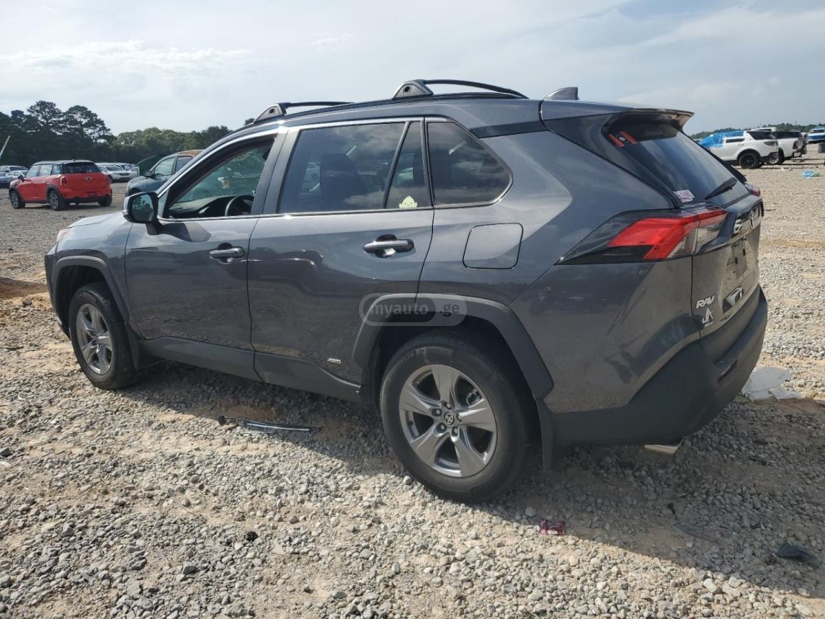 Toyota RAV4 2023 — photo 2