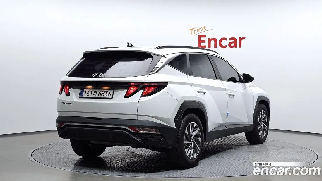 Hyundai Tucson 2022 — photo 2